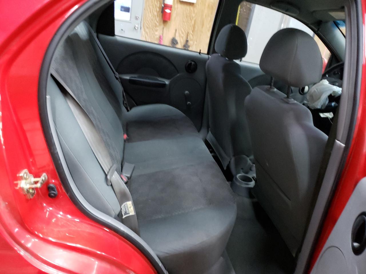 2005 Chevrolet Aveo - Image 10