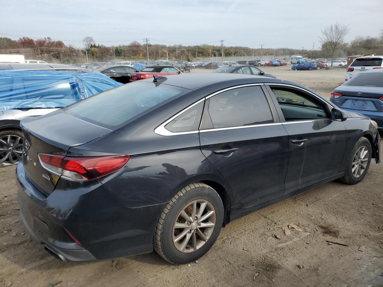 VIN 5NPE24AF0JH724656 2018 HYUNDAI SONATA no.3