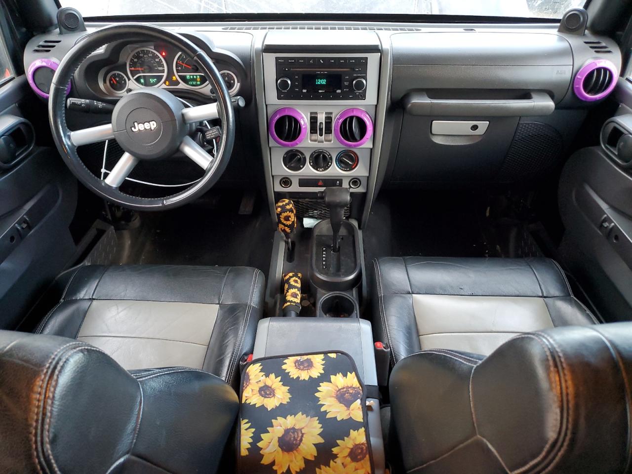 2010 Jeep Wrangler - Image 8