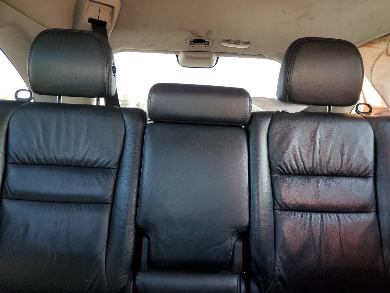 2010 Honda CR-V - Image 10