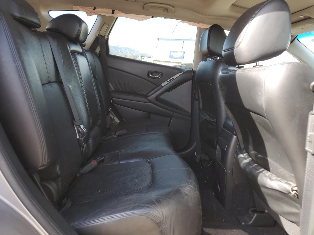 2010 Nissan Murano - Image 11