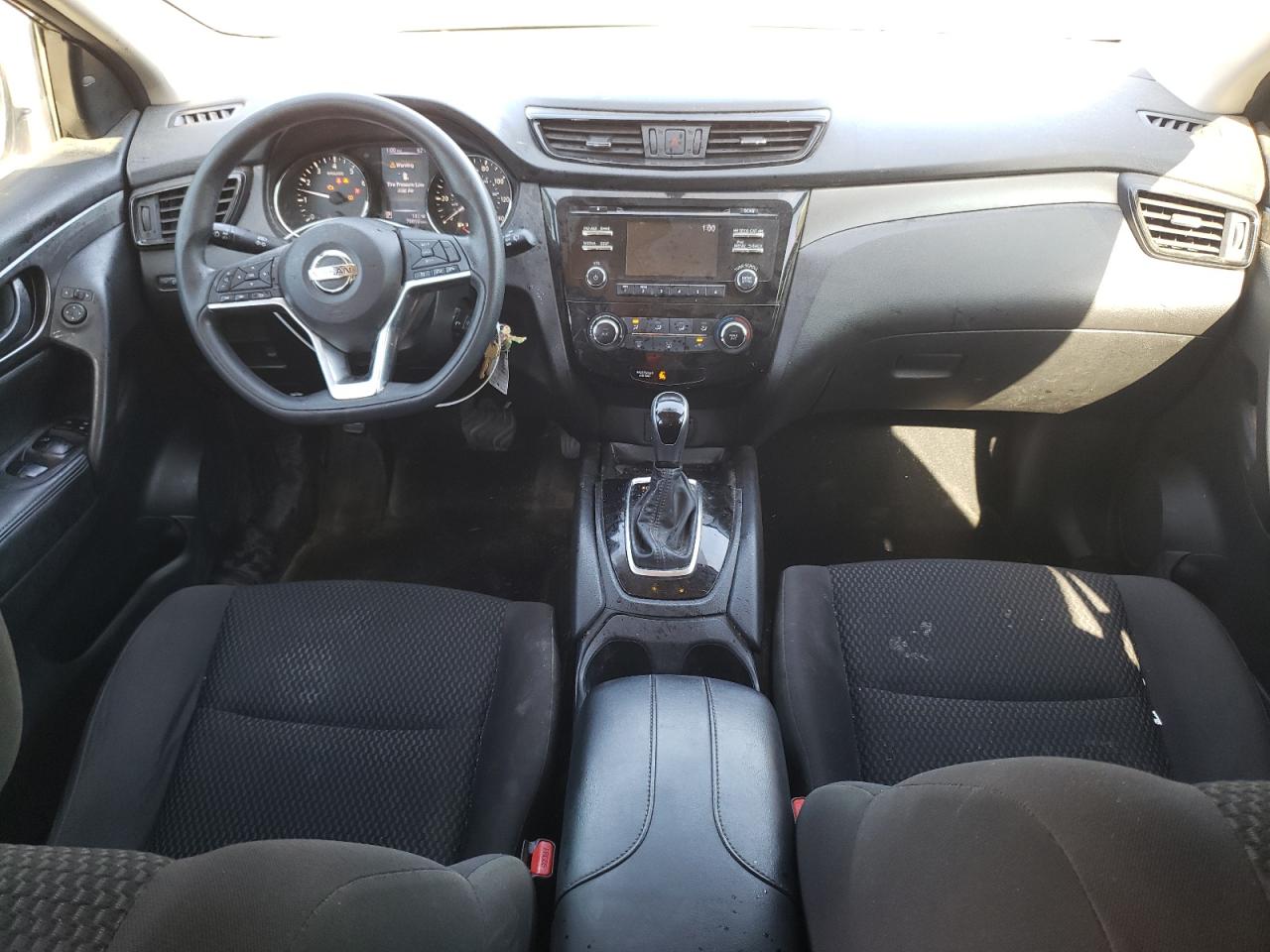 2018 Nissan Rogue - Image 8