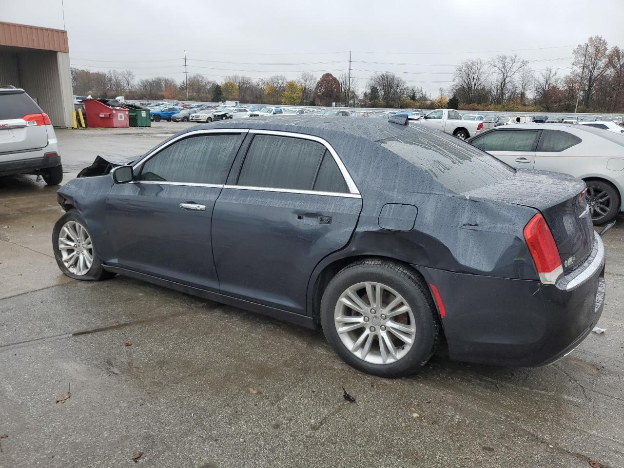 2016 Chrysler 300 - Image 2
