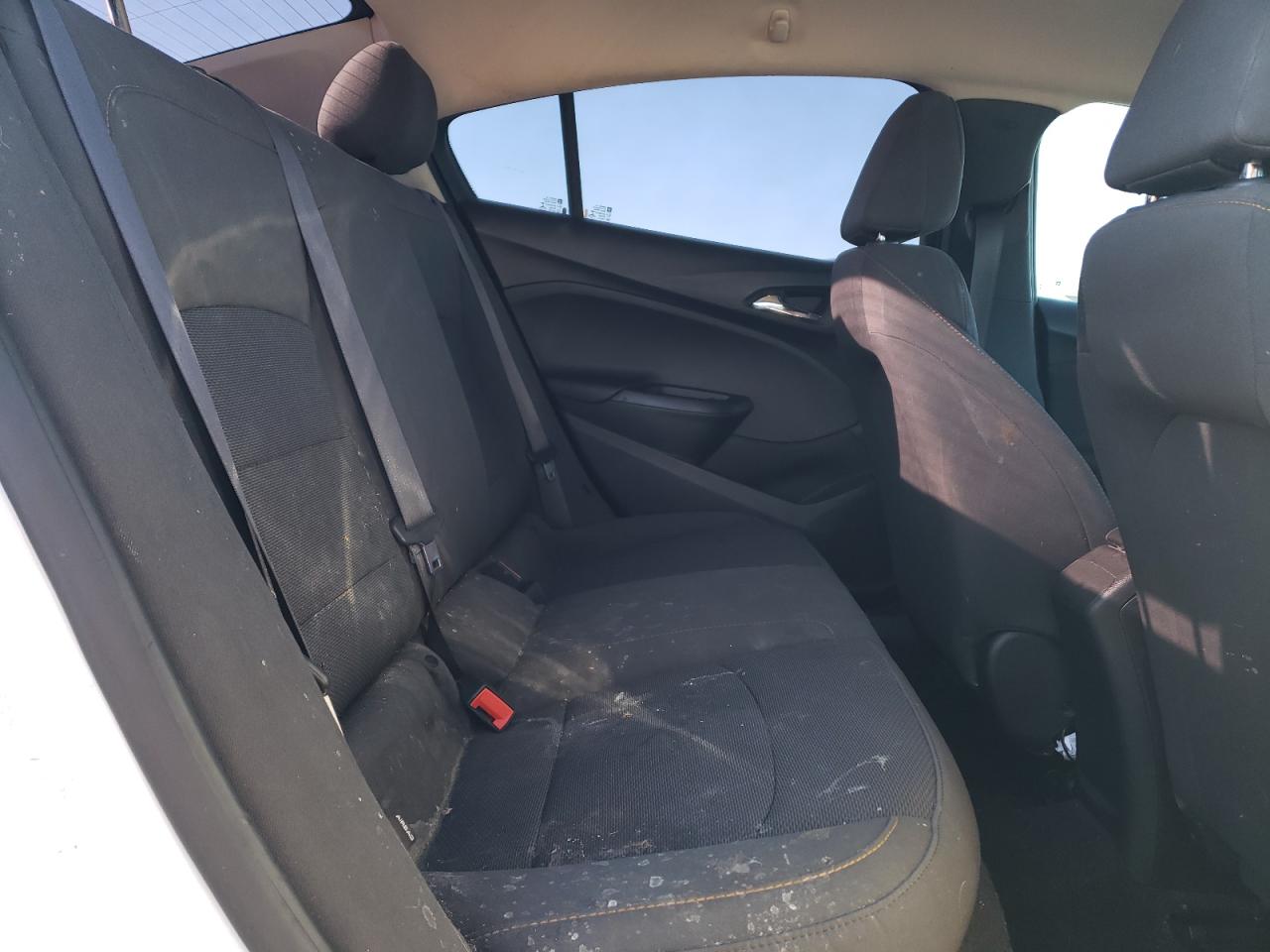 2017 Chevrolet Cruze - Image 11