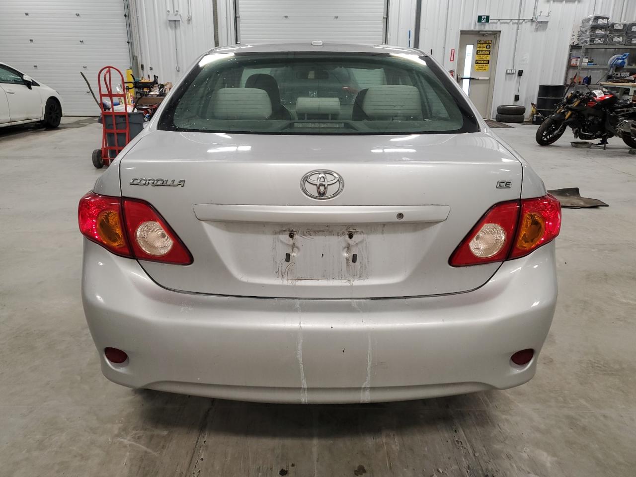 2009 Toyota Corolla Base VIN: 2T1BU40E99C098061 Lot: 82186024