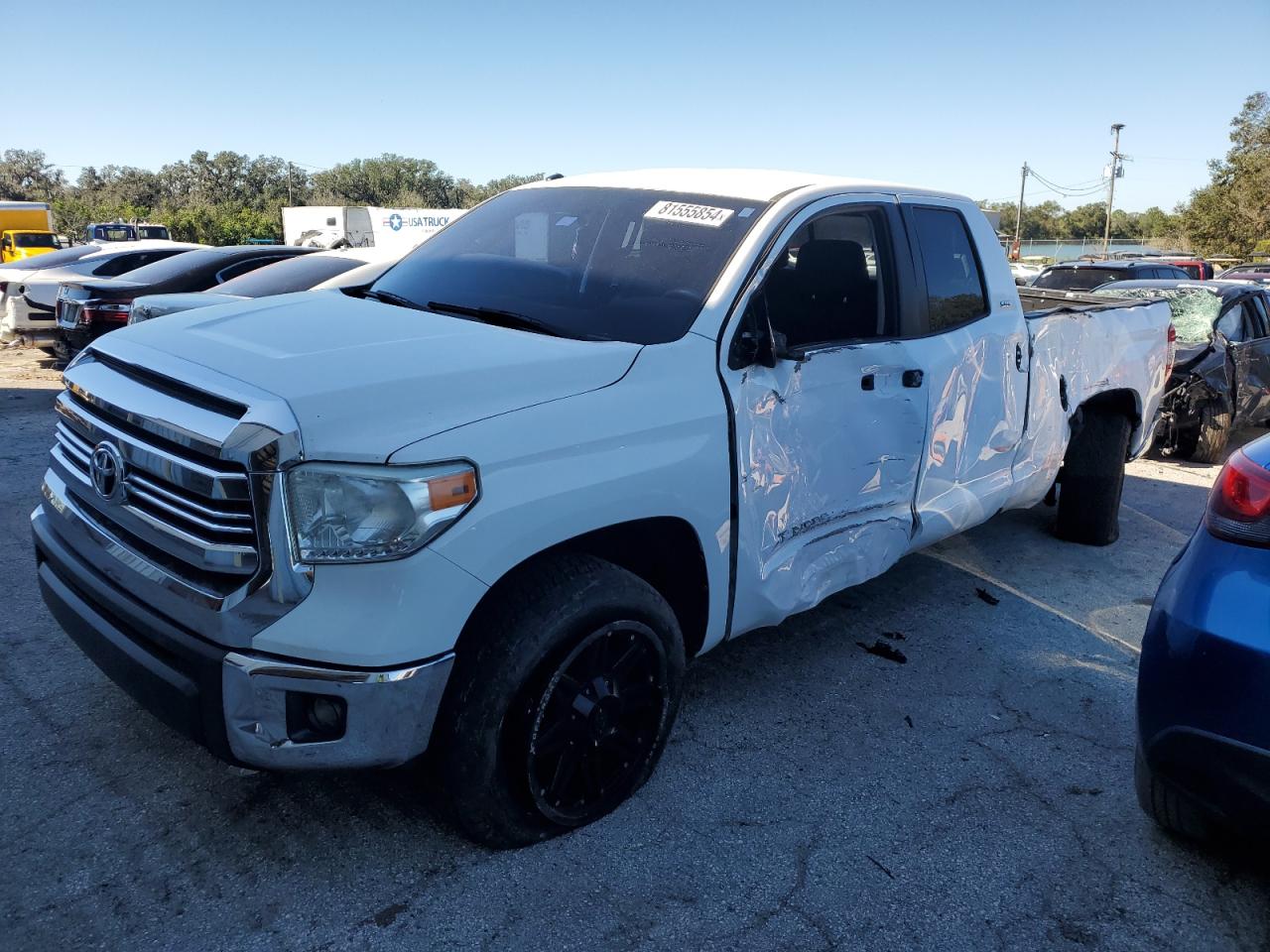 VIN 5TFRM5F12HX116683 2017 TOYOTA TUNDRA no.1