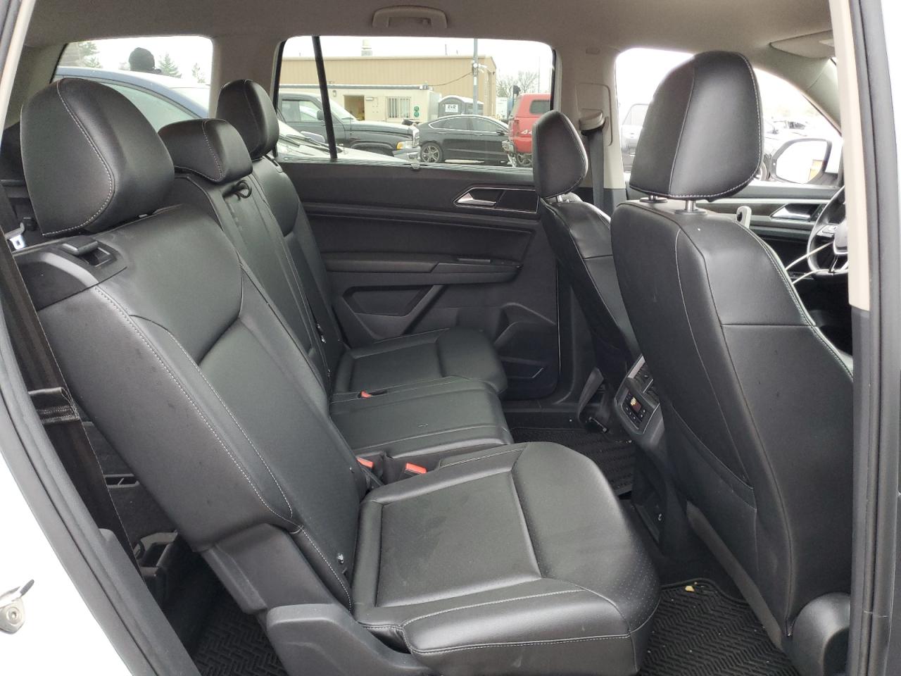 2018 Volkswagen Atlas - Image 12