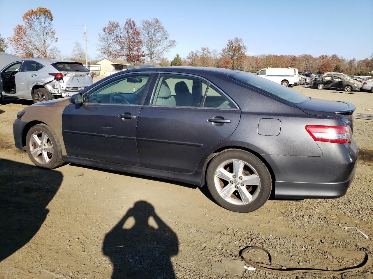 2011 Toyota Camry - Image 2