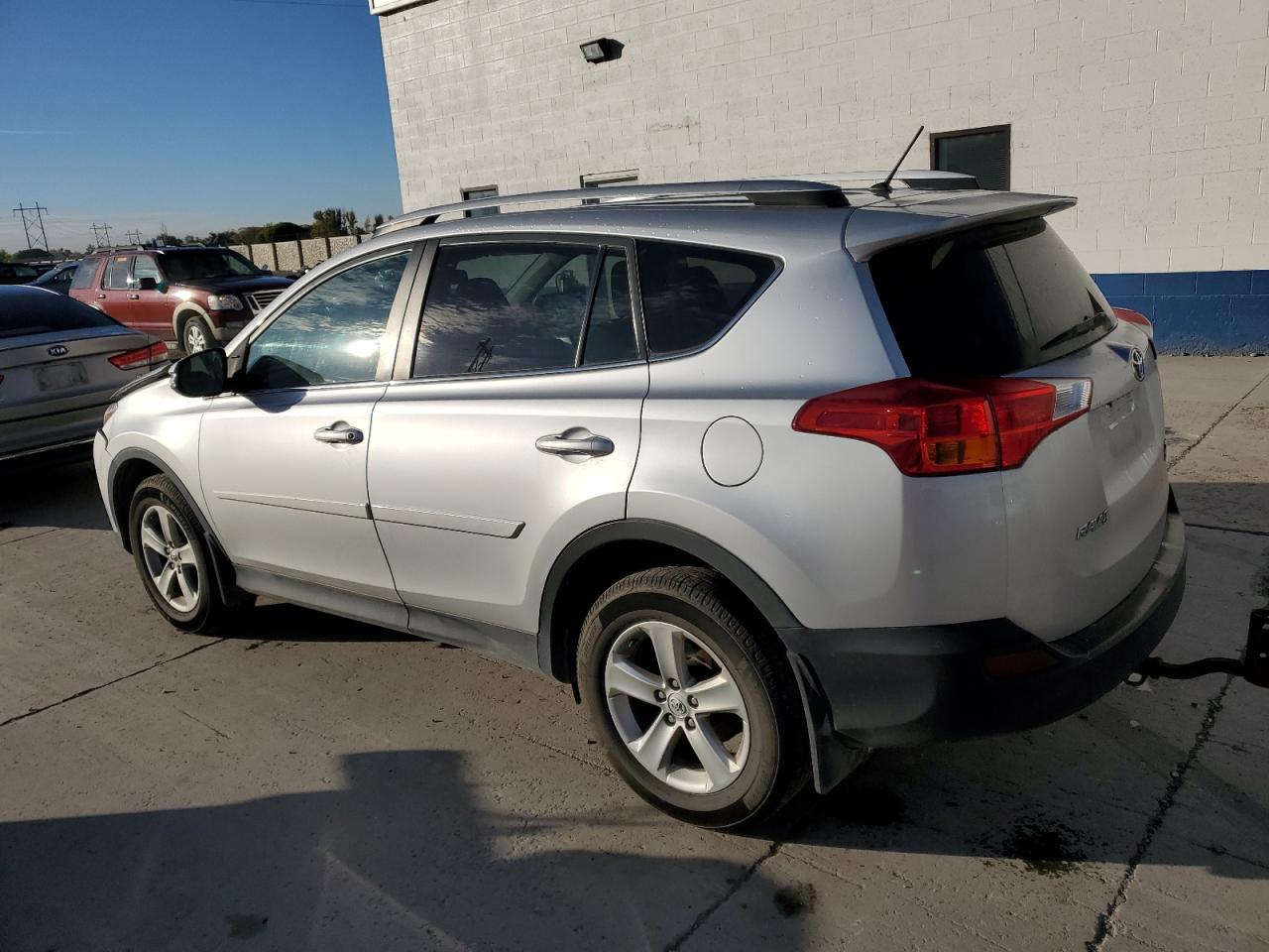 VIN 2T3RFREV1DW117618 2013 TOYOTA RAV4 no.2