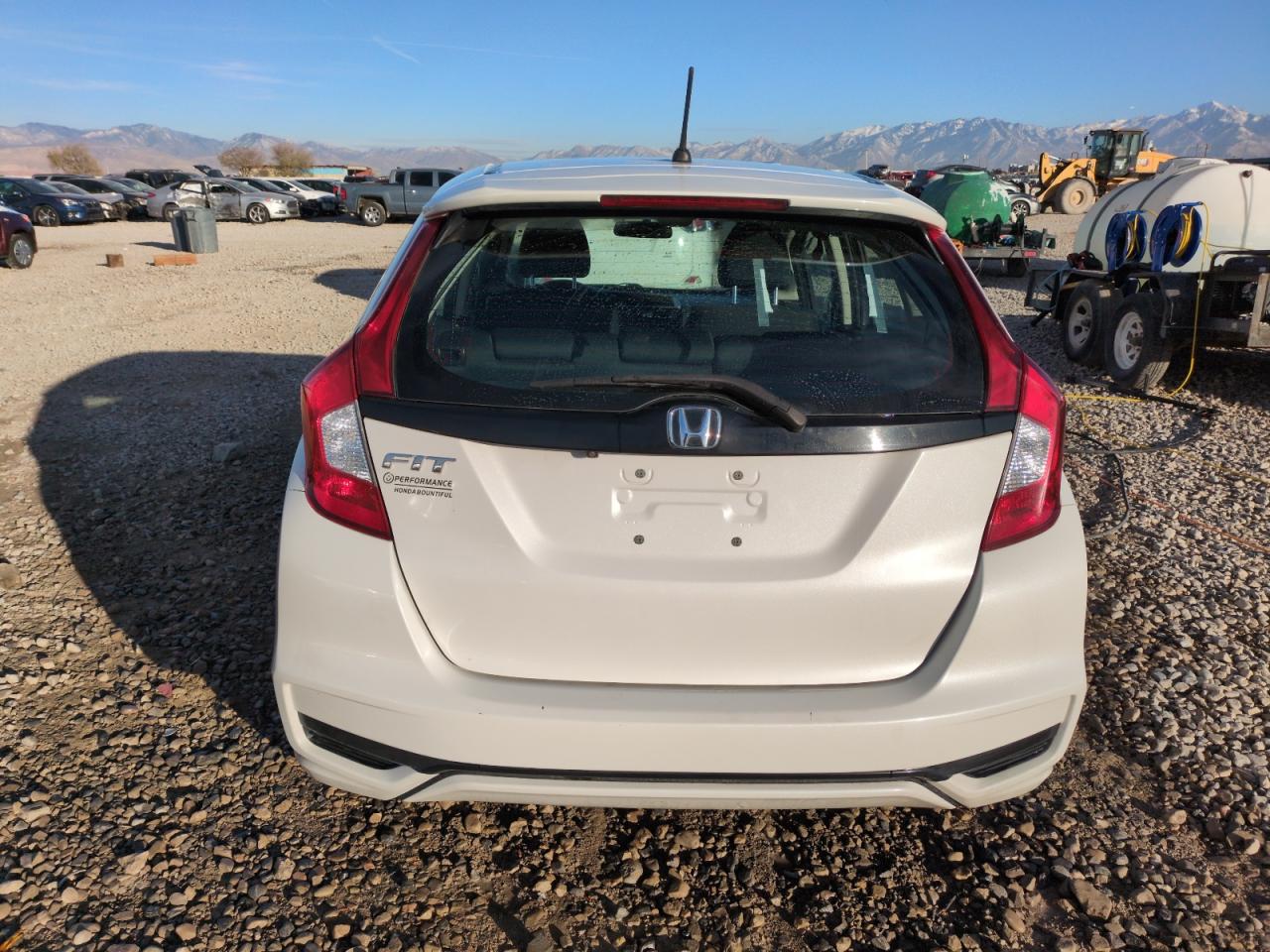 2020 Honda Fit Lx VIN: 3HGGK5H43LM725737 Lot: 81500174