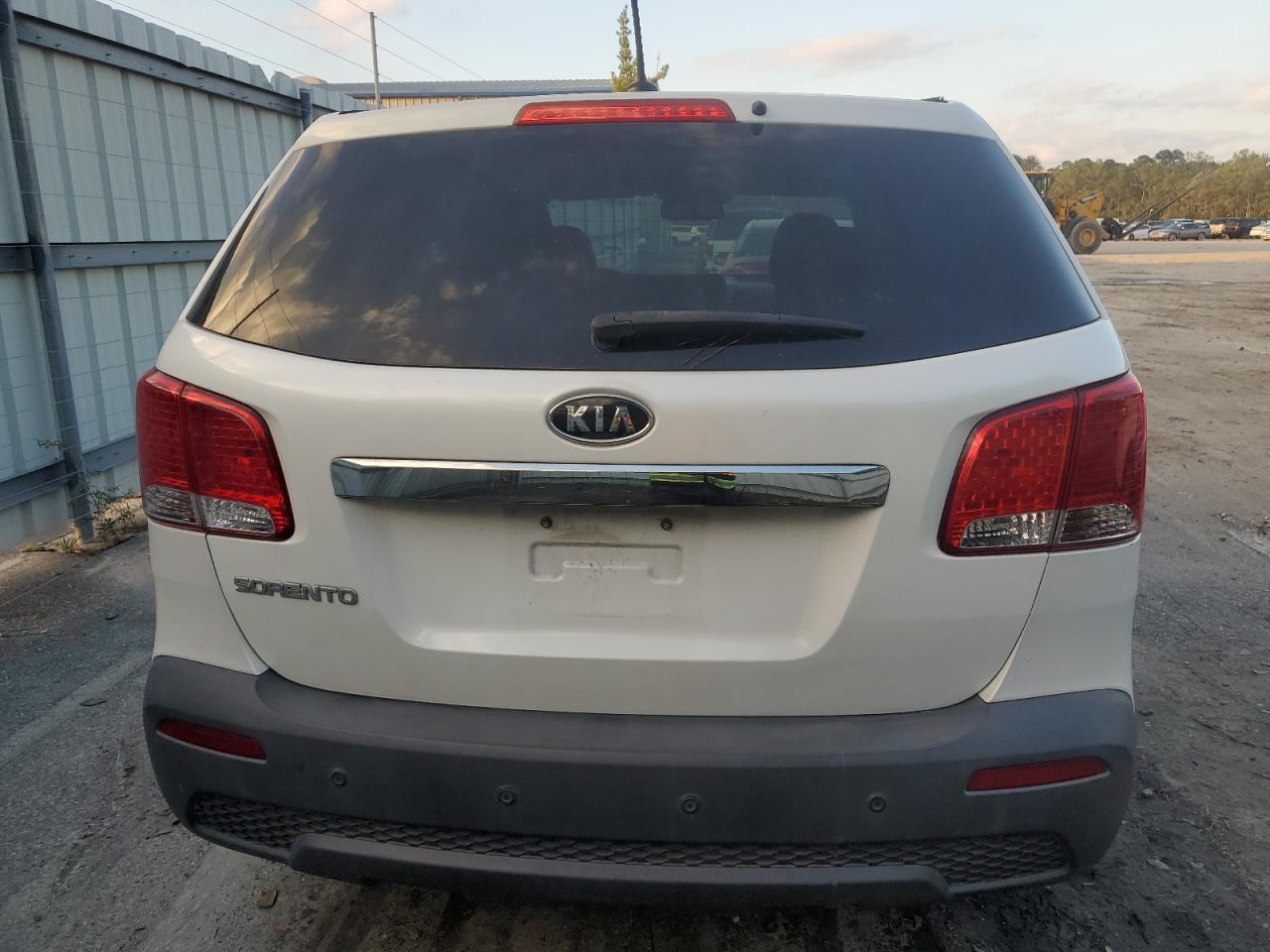 2012 Kia Sorento Base VIN: 5XYKT3A19CG228649 Lot: 80317204