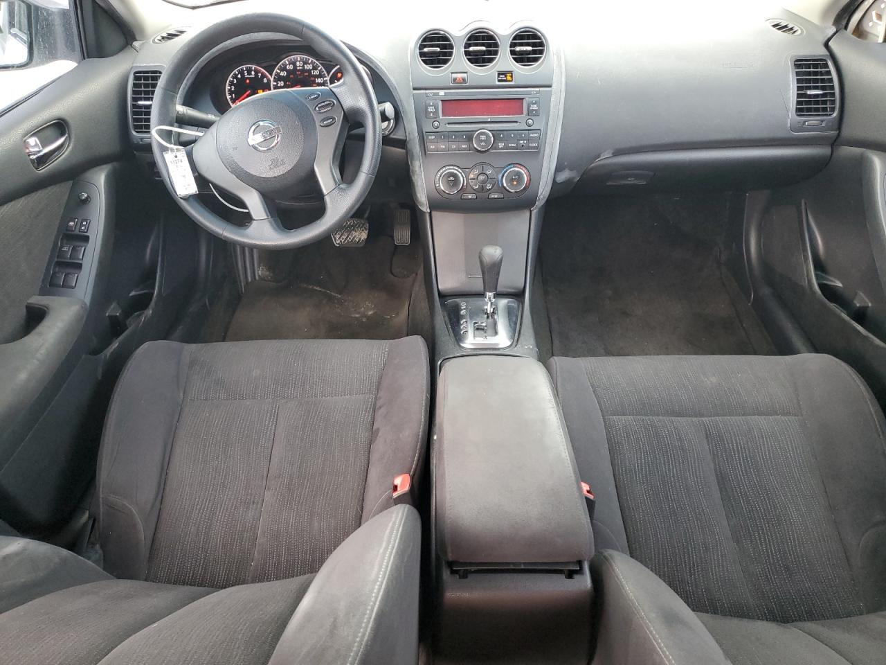 2012 Nissan Altima - Image 8