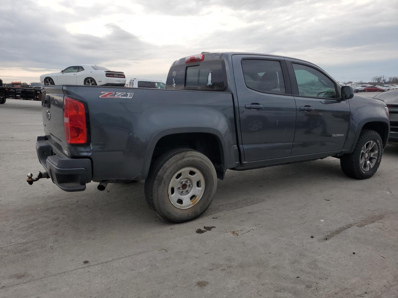 VIN 1GCGTDE38G1352554 2016 CHEVROLET COLORADO no.3