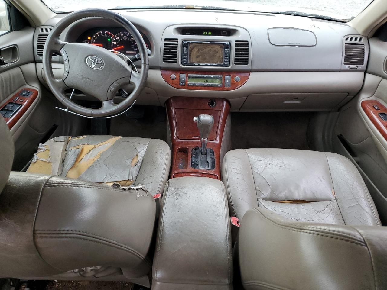 2005 Toyota Camry - Image 8