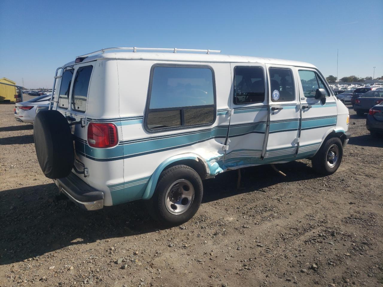 1995 Dodge RAM Van - Image 3
