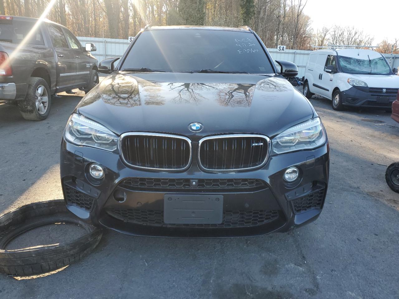 VIN 5YMKT6C55H0U38915 2017 BMW X5 no.5