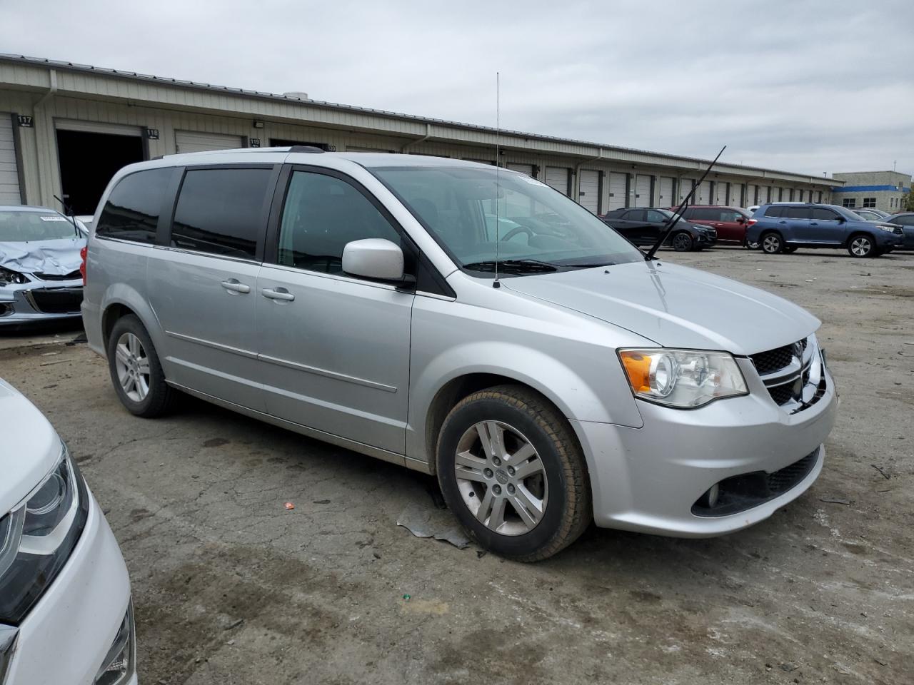 2012 Dodge Caravan - Image 4