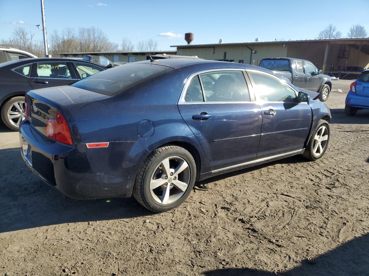 2011 Chevrolet Malibu - Image 3