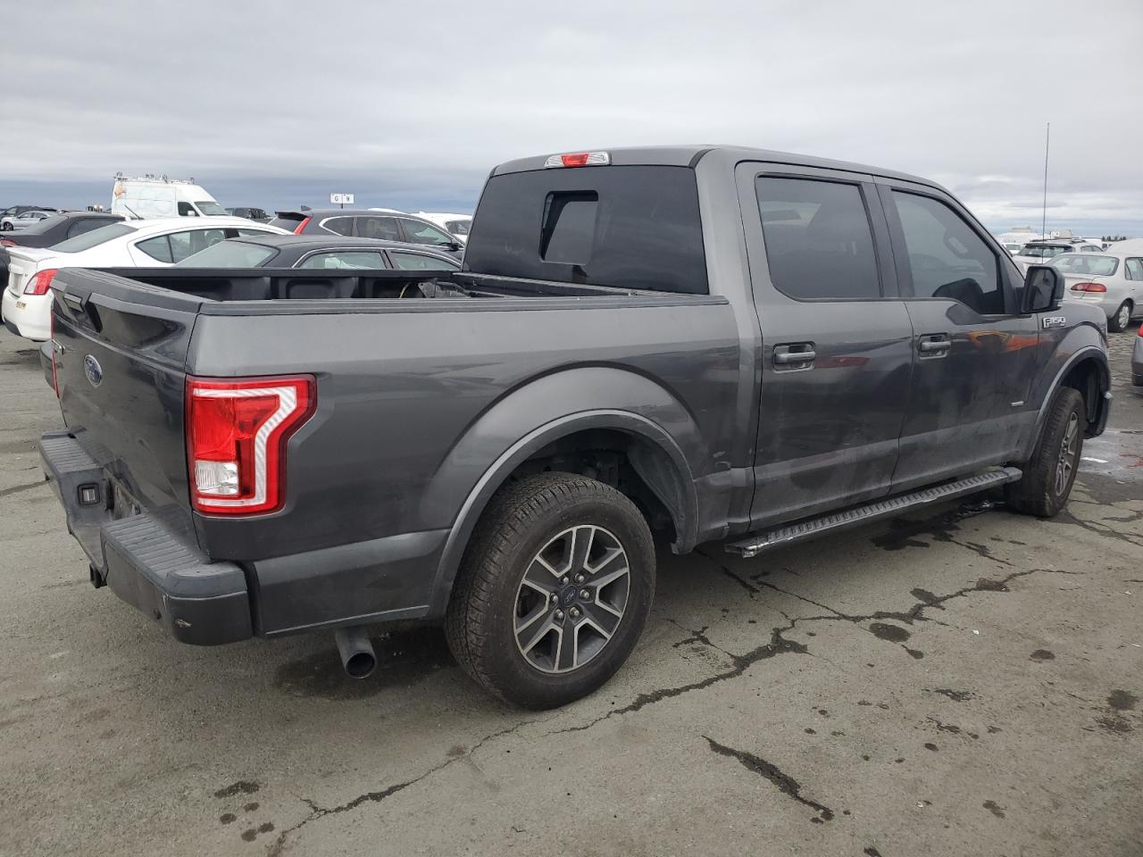 VIN 1FTEW1CP6FFA20410 2015 FORD F-150 no.3