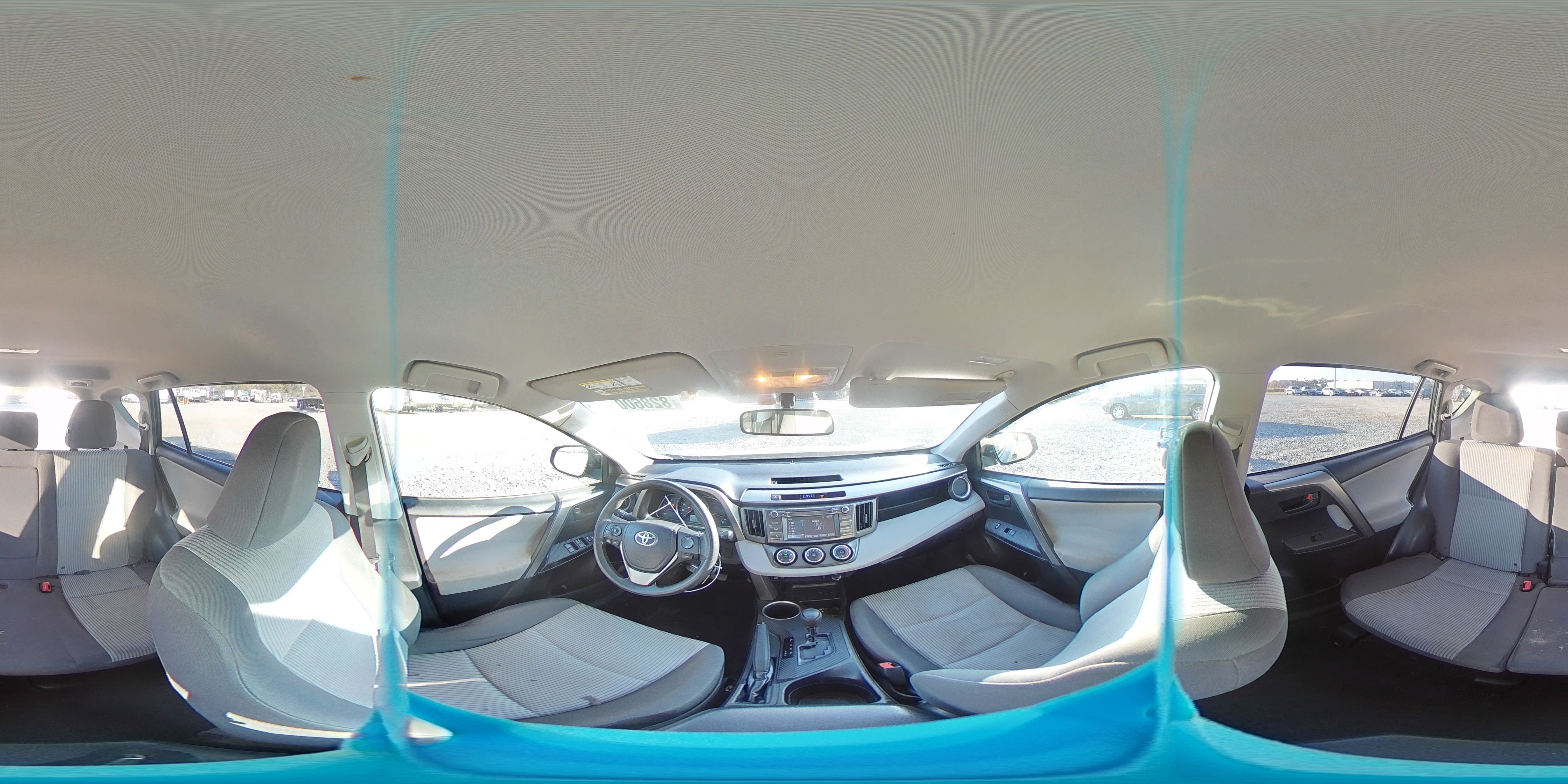 2015 Toyota RAV 4 - Image 12