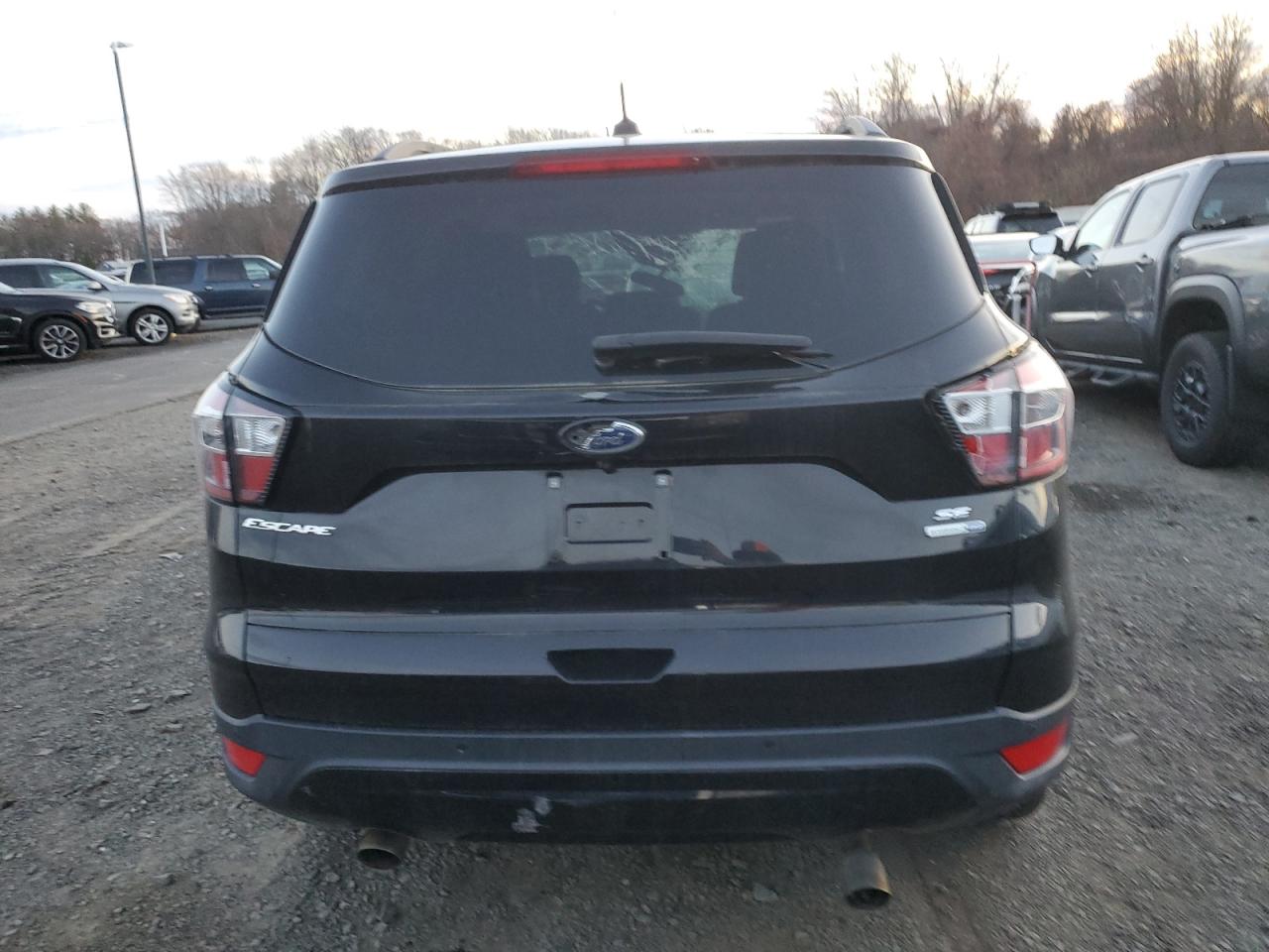 2017 Ford Escape Se VIN: 1FMCU9GD5HUD23703 Lot: 81457714