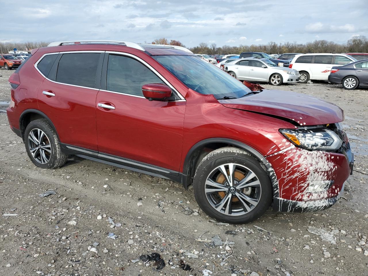 2018 Nissan Rogue - Image 4