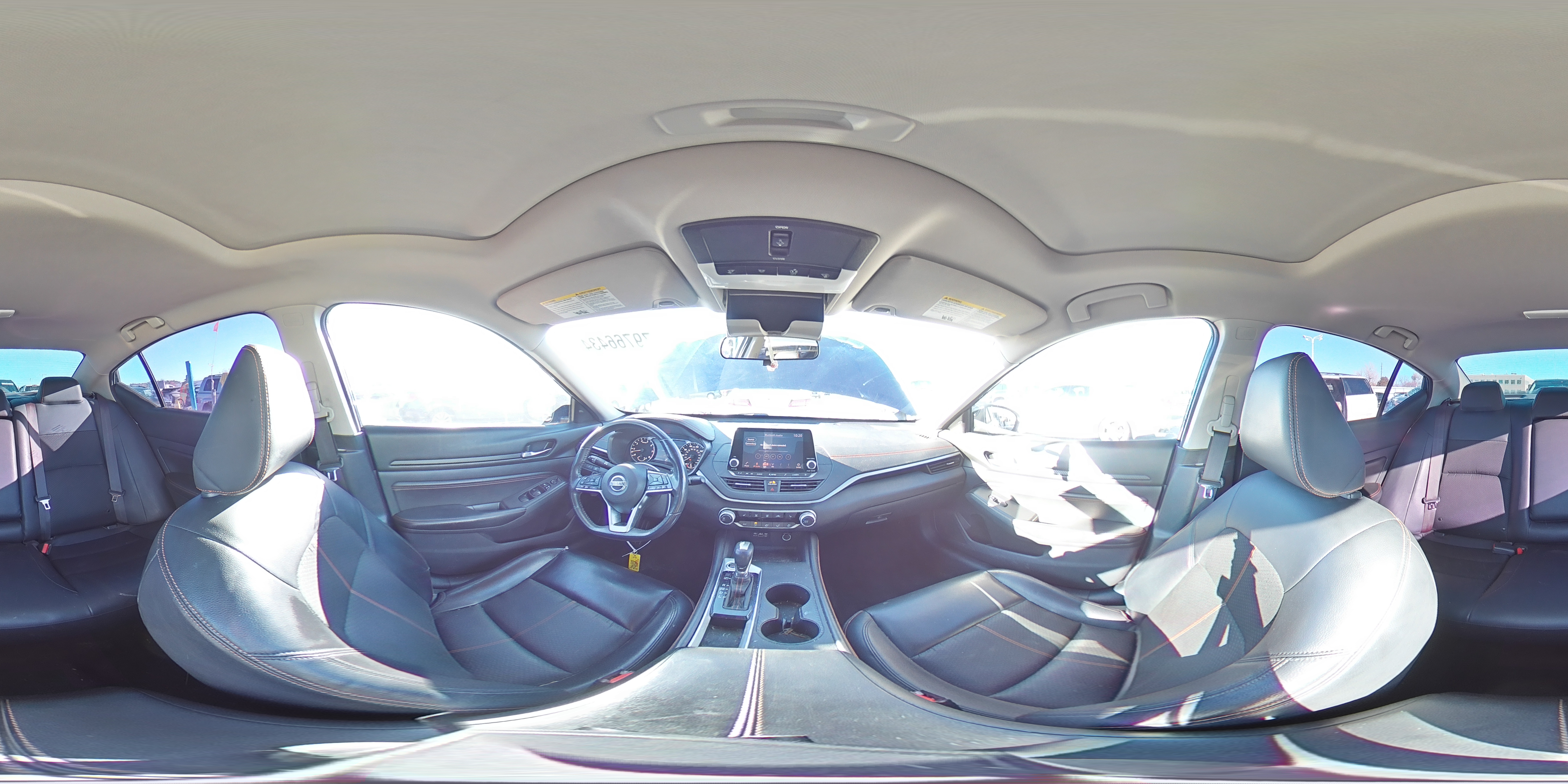 2019 Nissan Altima - Image 14