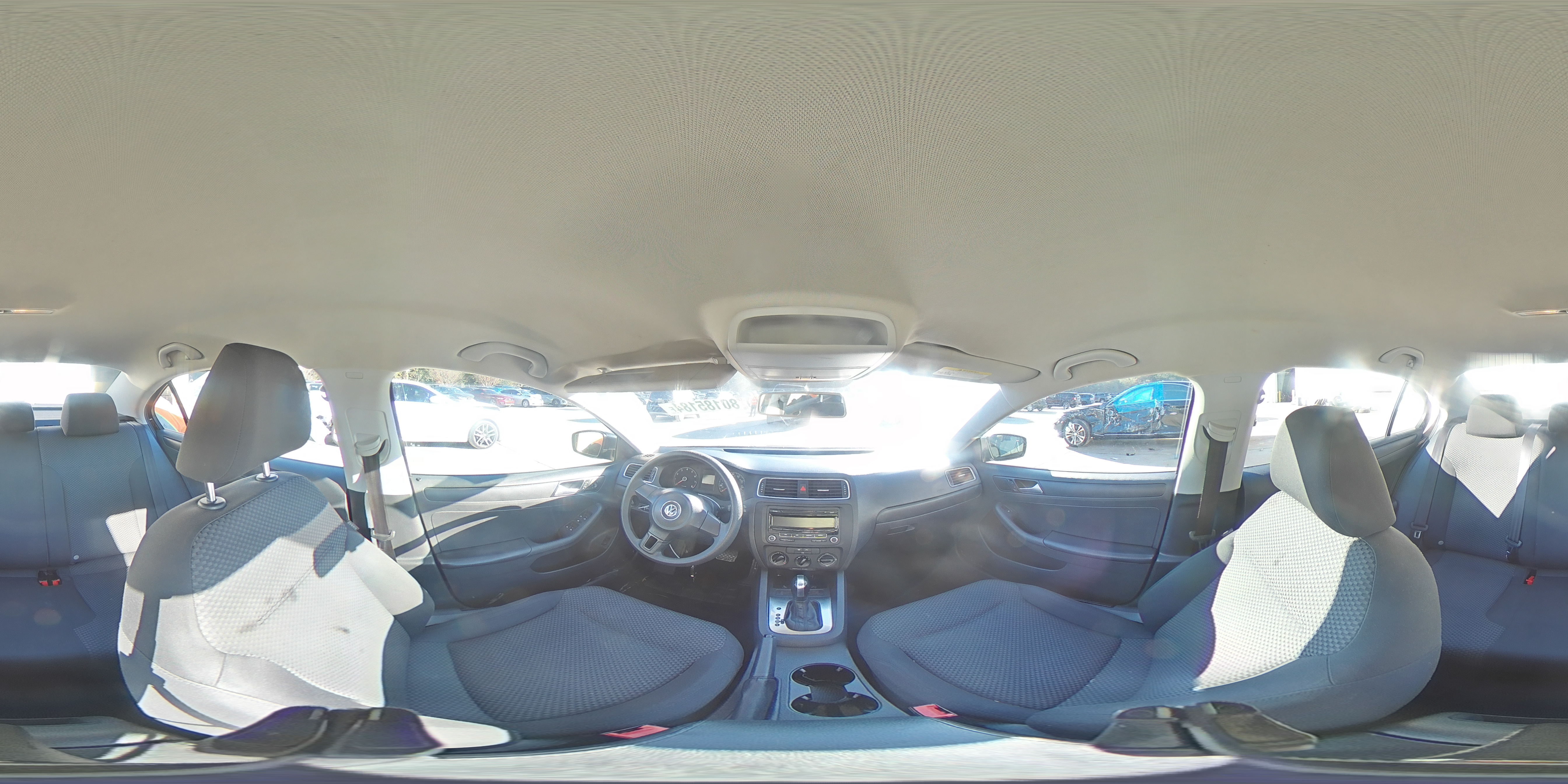 2014 Volkswagen Jetta - Image 13