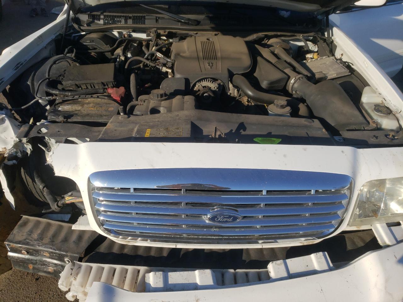2011 Ford Crown Victoria - Image 11