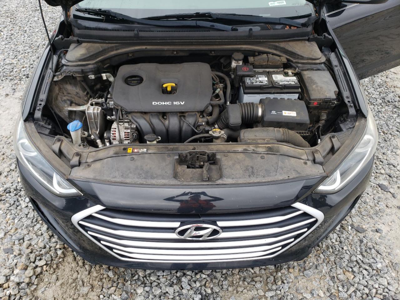 2017 Hyundai Elantra - Image 11
