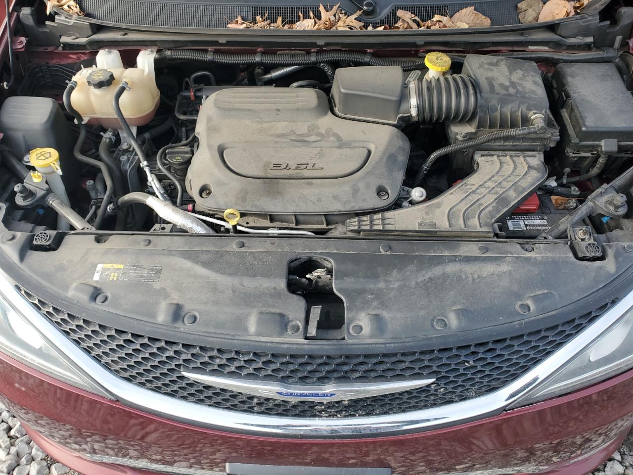 2019 Chrysler Pacifica Touring L VIN: 2C4RC1BGXKR655385 Lot: 82416034