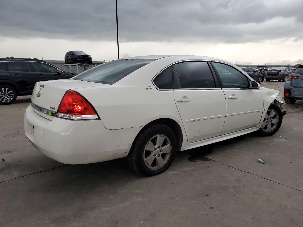 2009 Chevrolet Impala - Image 3