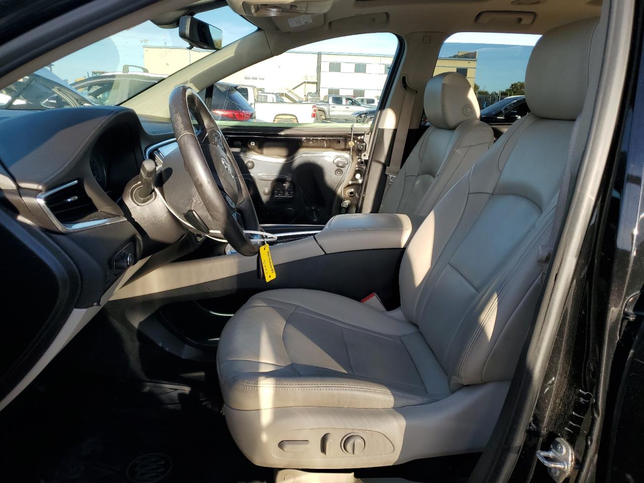 VIN 5GAERBKW8KJ302286 2019 BUICK ENCLAVE no.7