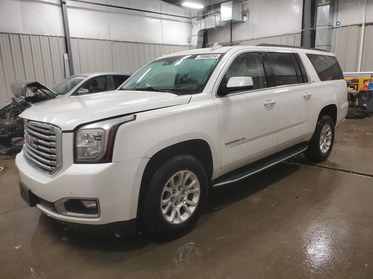 VIN 1GKS2GKC3HR366744 2017 GMC YUKON no.1