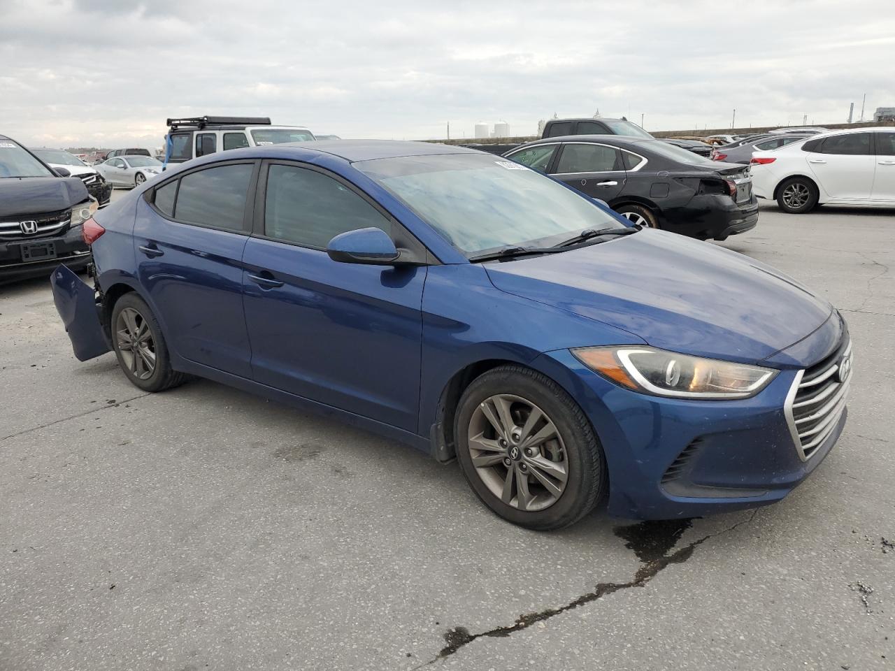 2018 Hyundai Elantra - Image 4