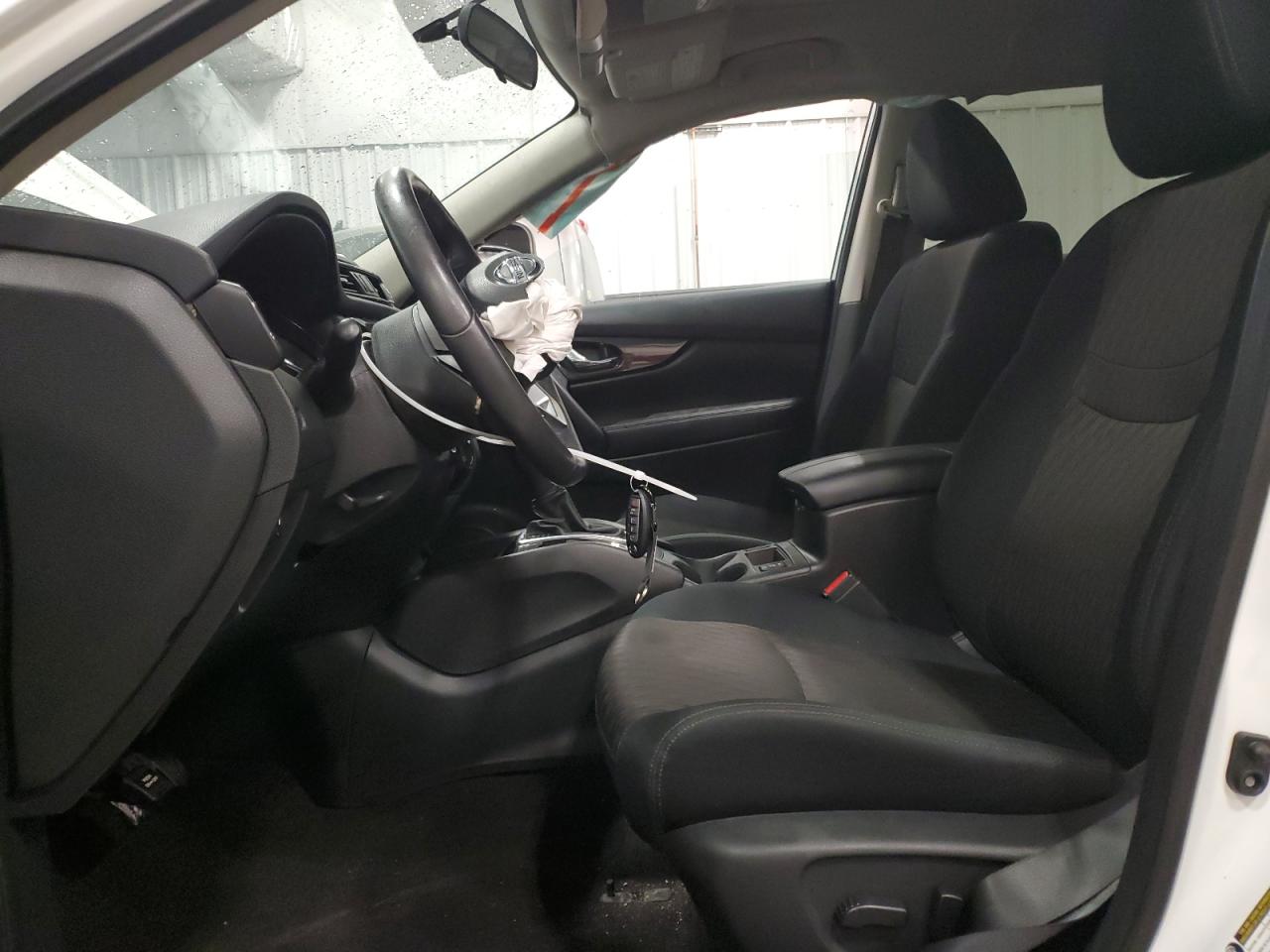 2018 Nissan Rogue - Image 7