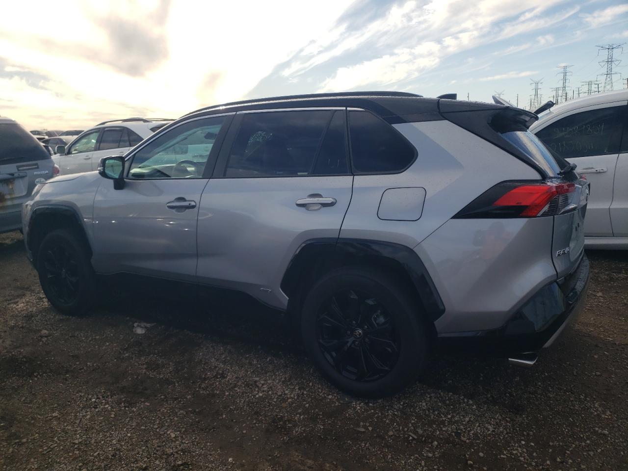 2022 Toyota RAV 4 - Image 2