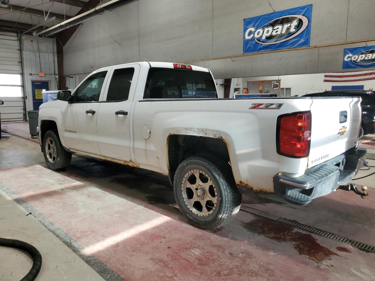 2014 Chevrolet Silverado - Image 2