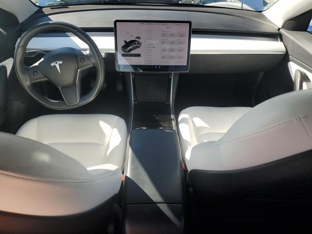  TESLA MODEL 3 2018 Сріблястий