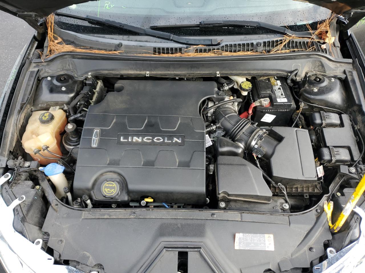 2014 Lincoln MKZ - Image 11