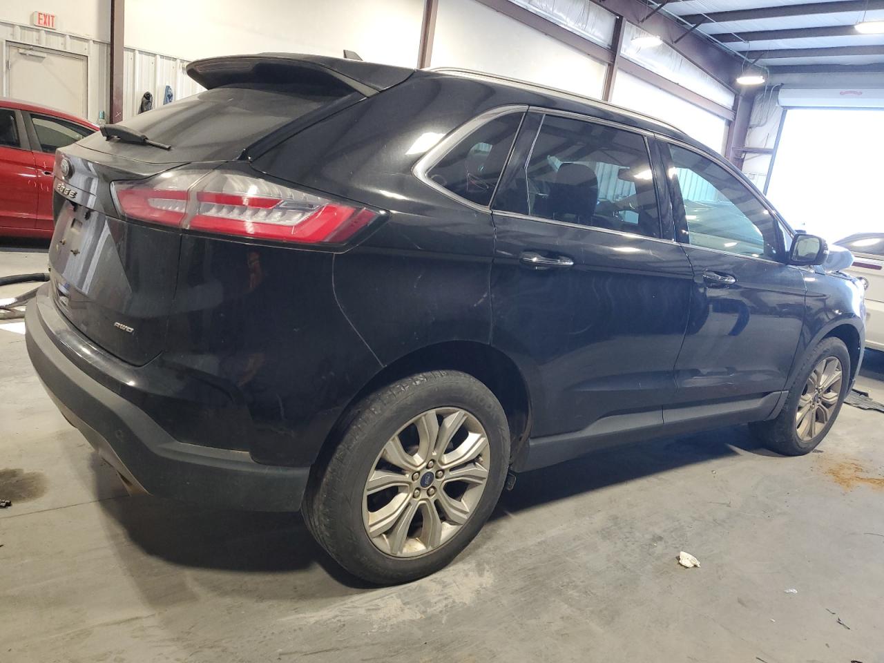 2022 Ford Edge - Image 3