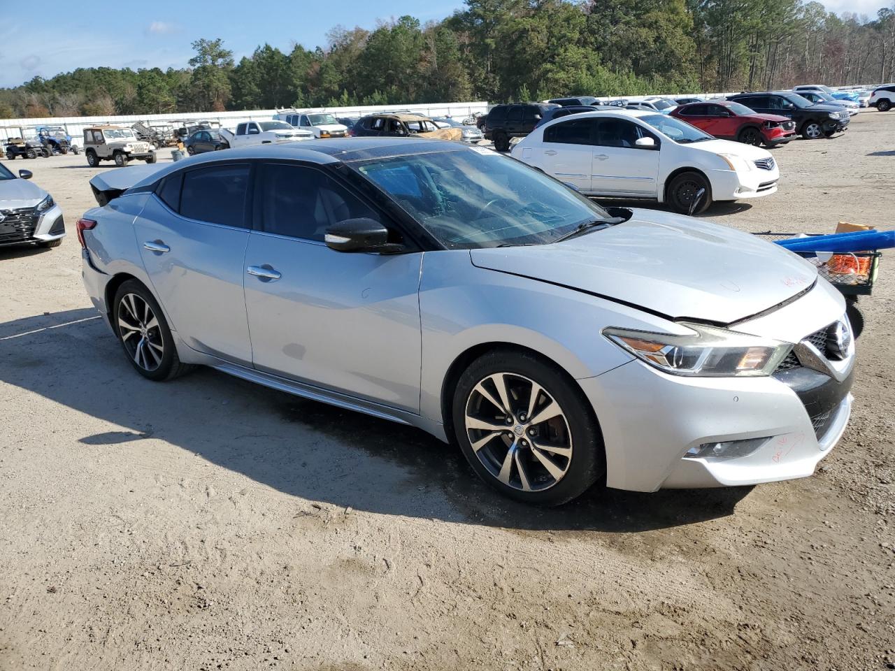 2017 Nissan Maxima - Image 4