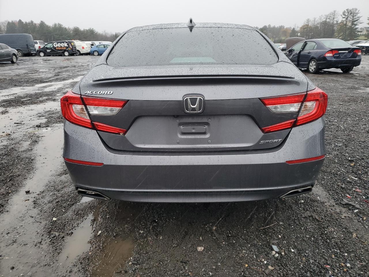 2020 Honda Accord - Image 6