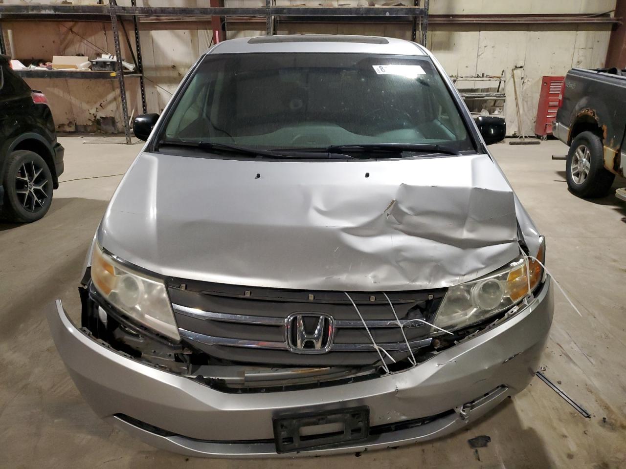 2011 Honda Odyssey - Image 5