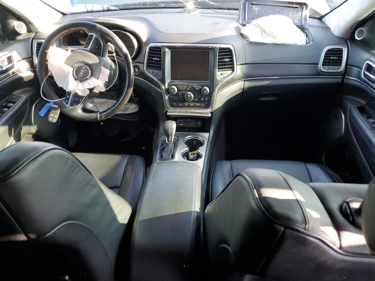 2017 Jeep Grand Cherokee - Image 8