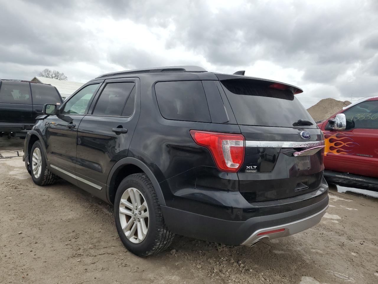 VIN 1FM5K7D89HGB54343 2017 FORD EXPLORER no.2