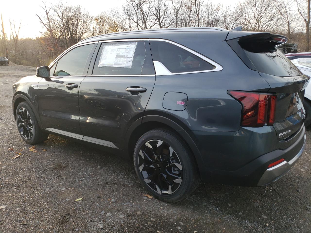 2024 Kia Sorento - Image 2