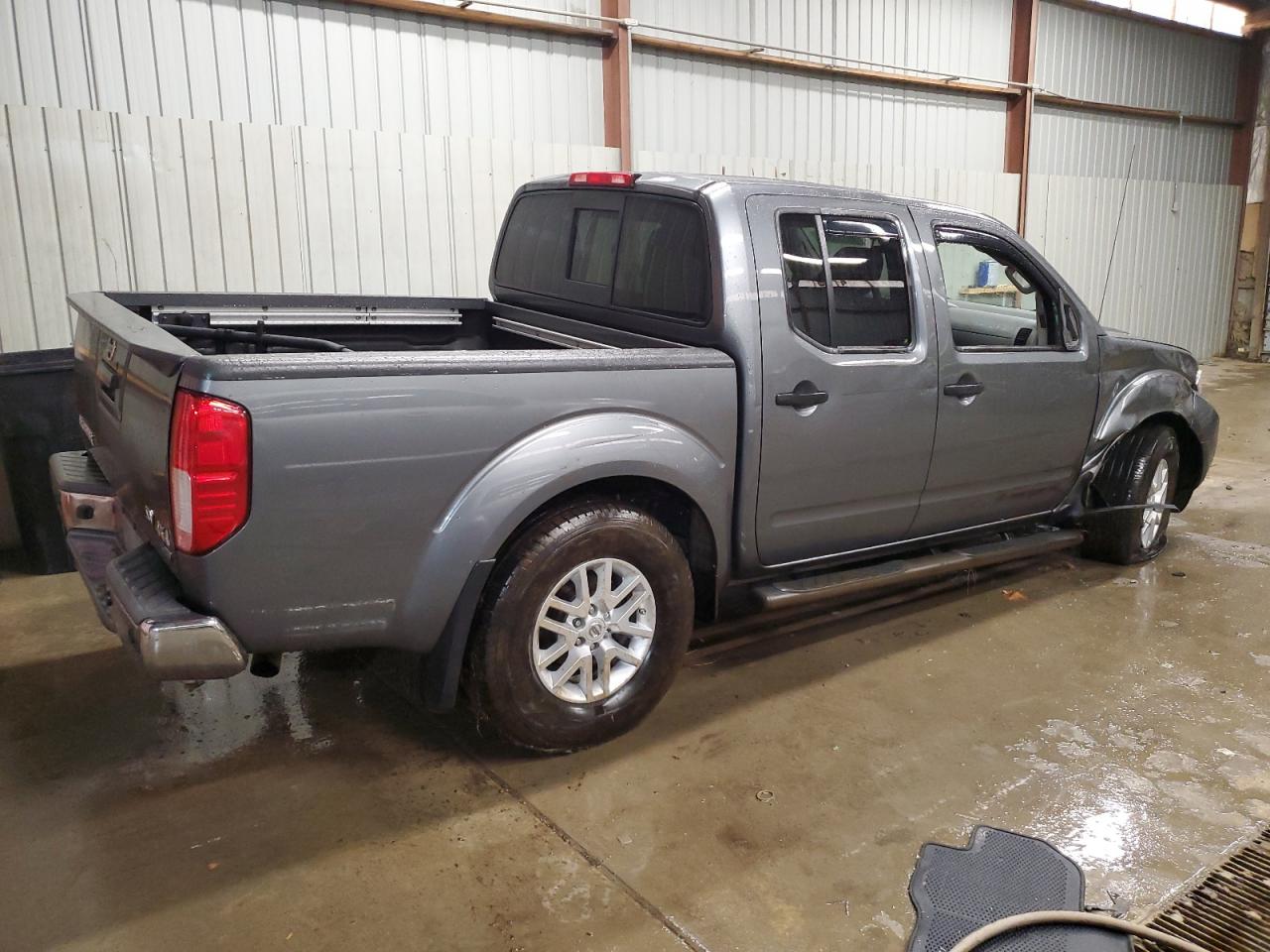 2017 Nissan Navara (Frontier) - Image 3