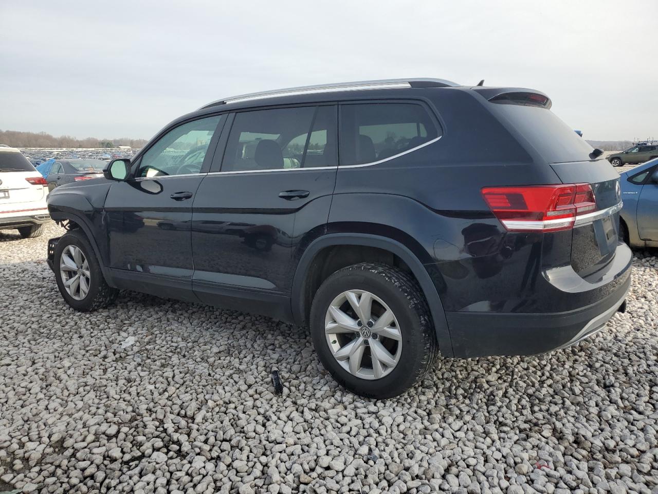 VIN 1V2GR2CA4KC618233 2019 VOLKSWAGEN ATLAS no.2