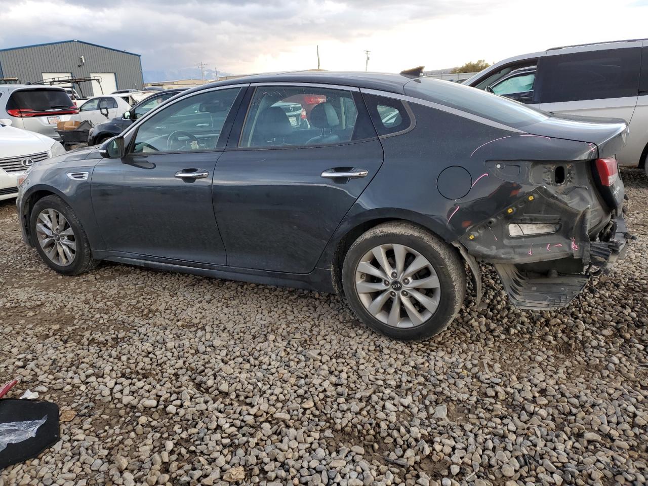 VIN 5XXGU4L3XGG109431 2016 KIA OPTIMA no.2